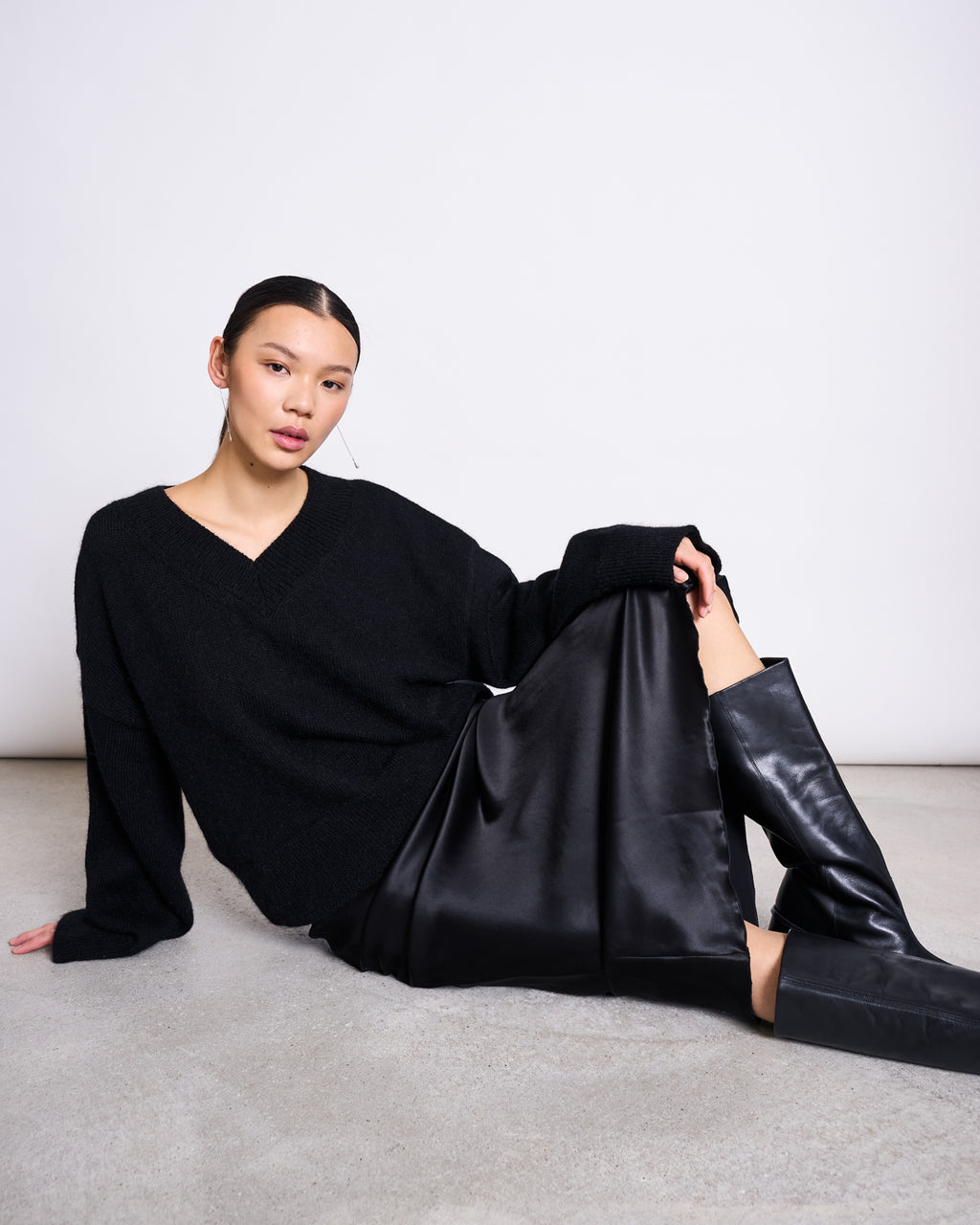 REC. MOHAIR V-NECK JUMPER YICA BLACK Jumper jan-n-june 4