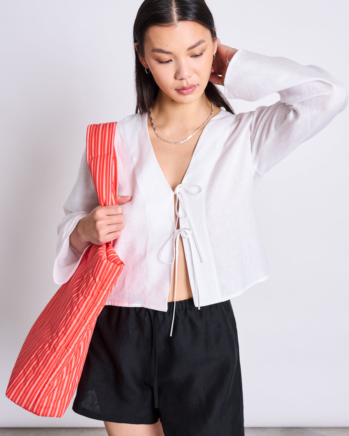 LINEN DRAWSTRING SHORTS MARUM BLACK Shorts jan-n-june 5