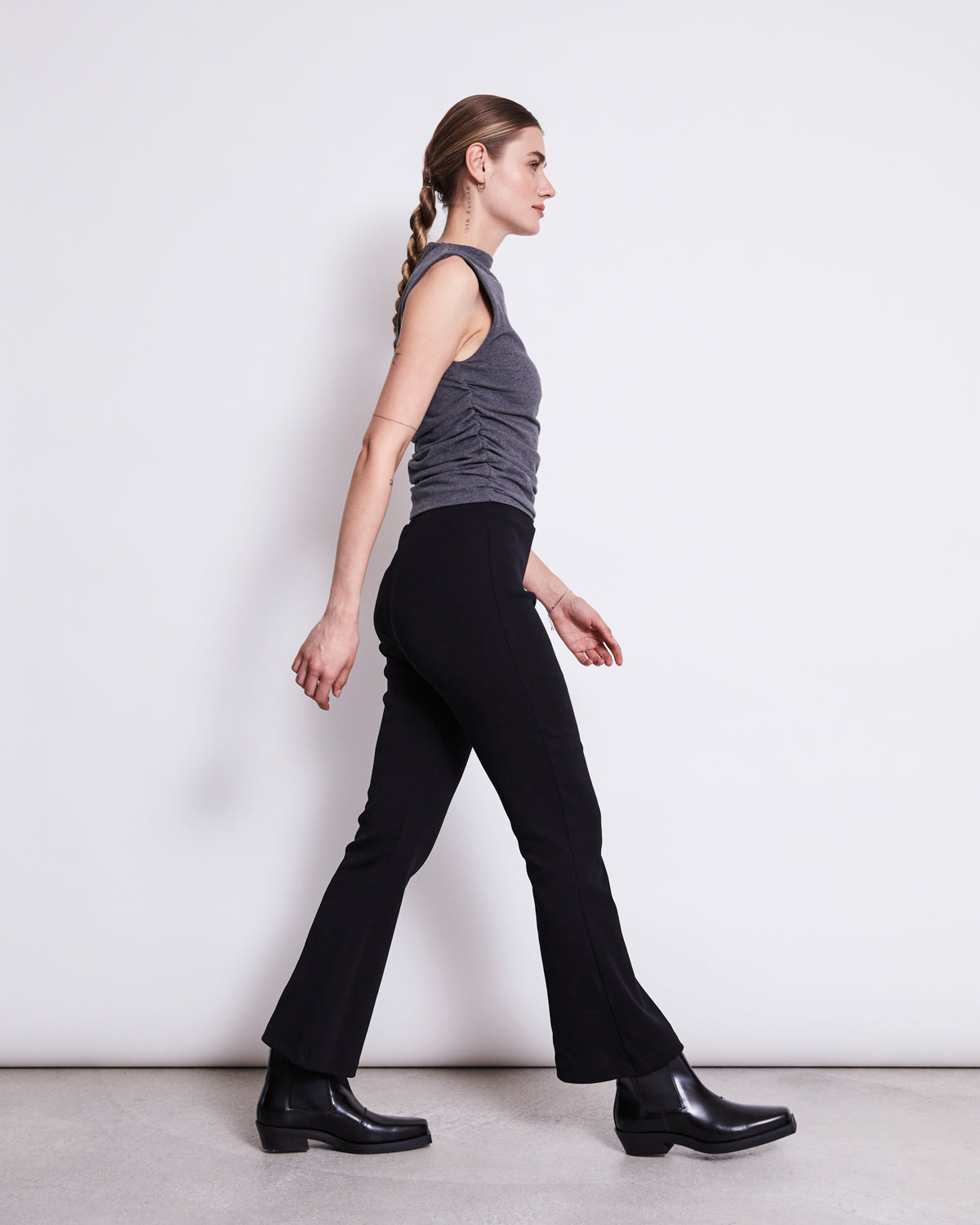 RUFFLE TOP RAFO DARK GREY GOTS jan-n-june 3