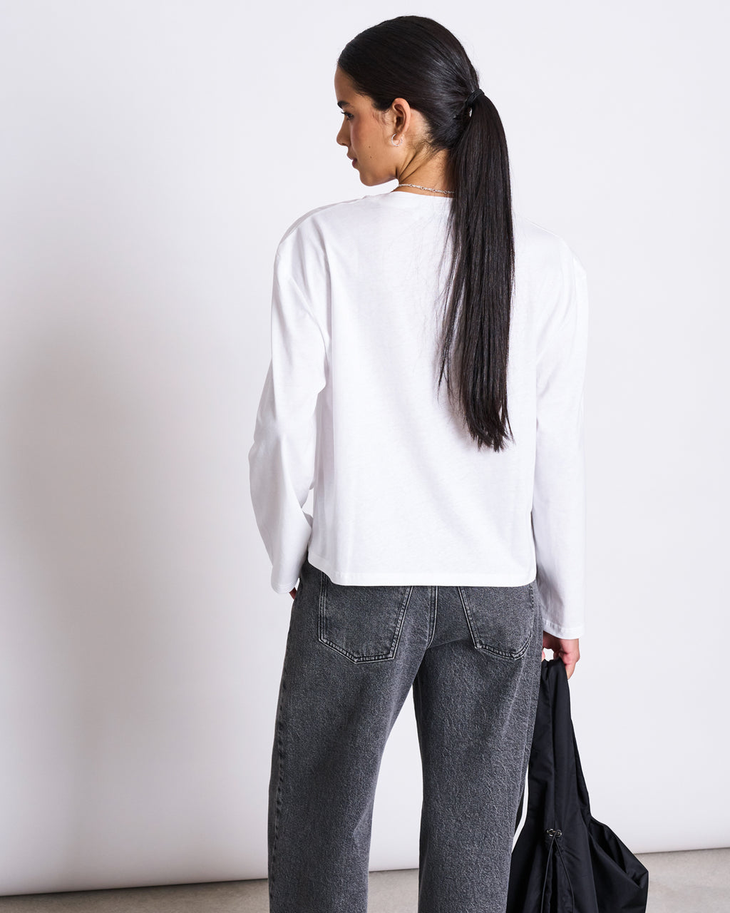 BOXY LONGSLEEVE ANKIRA WHITE Longsleeve jan-n-june 4