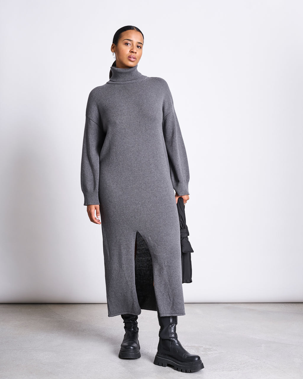 MIDI KNIT DRESS INARI DARK GREY GOTS Knit Dress jan-n-june 1