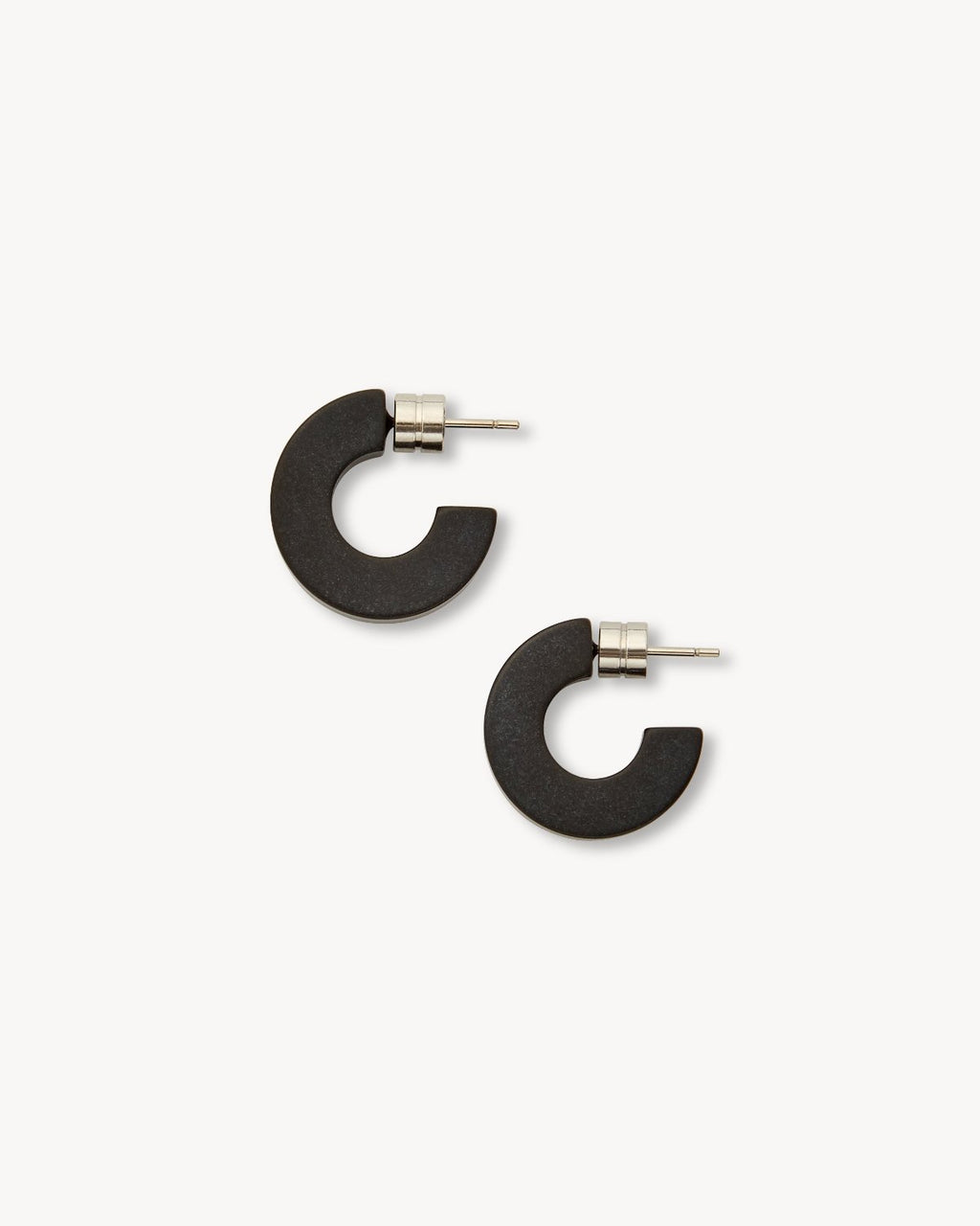 MACHETE MUSE HOOPS BLACK MATTE jan-n-june 3