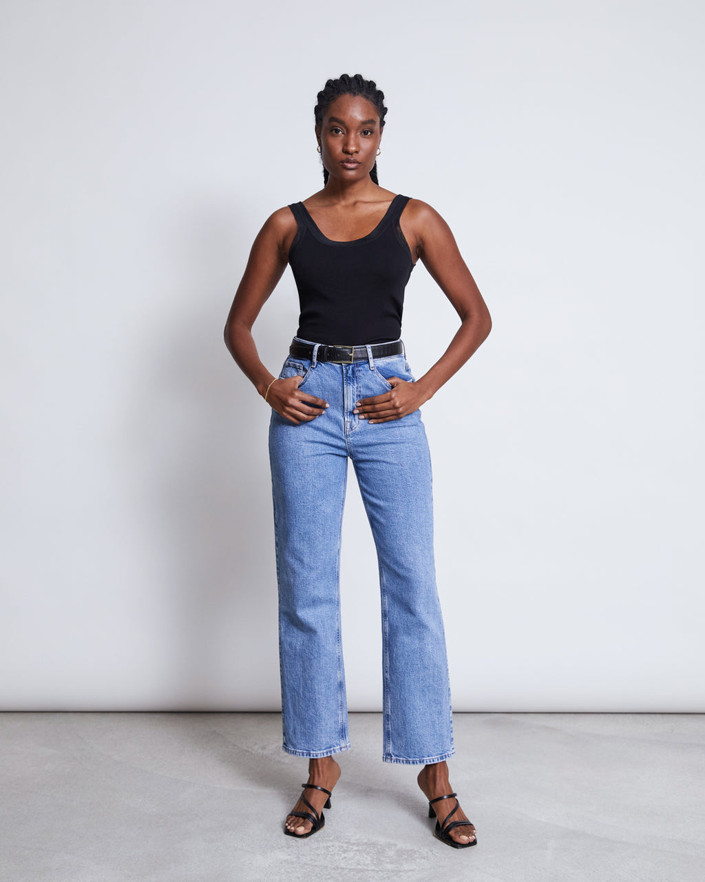 MESH DETAIL TOP LLUVIA BLACK T-shirt jan-n-june 2