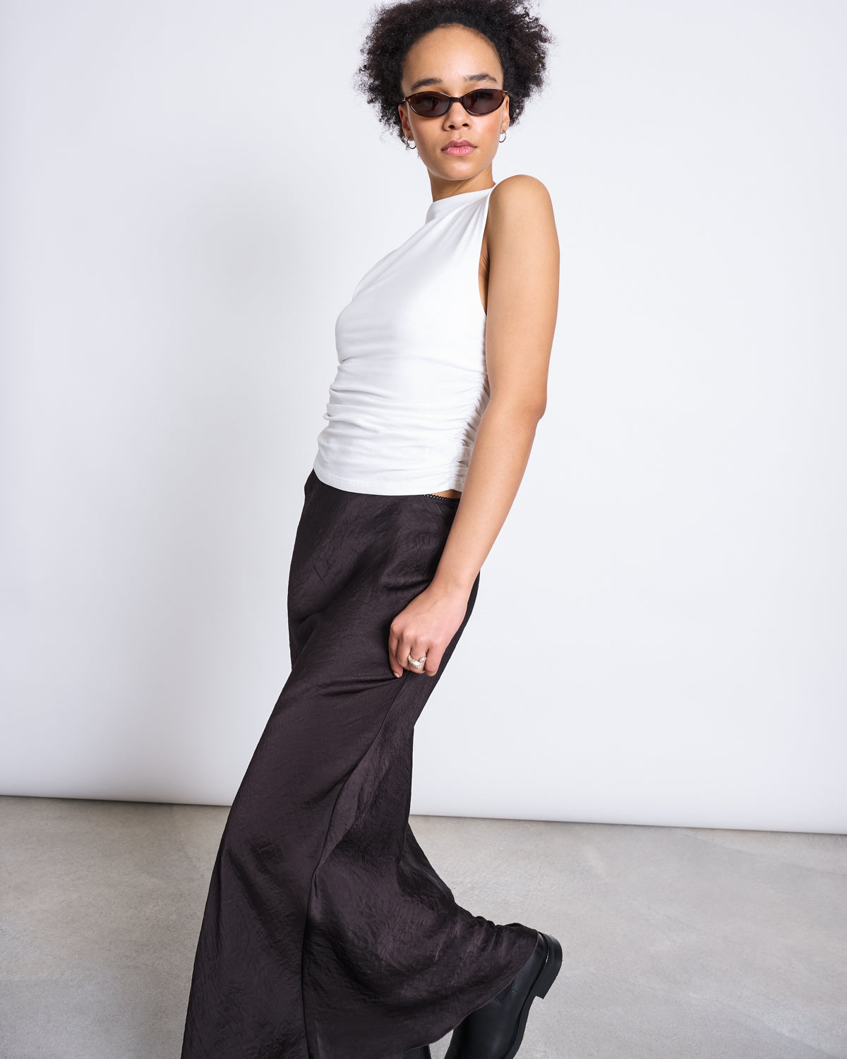 RUFFLE TOP RAFO WHITE GOTS jan-n-june 2