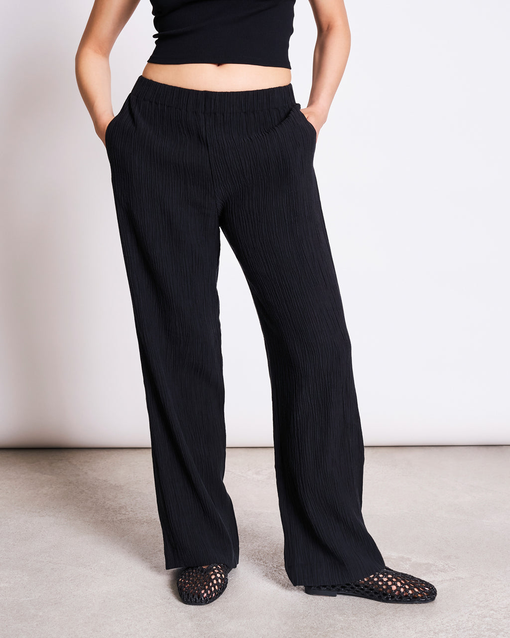 CRINKLE PANTS HAVA BLACK jan-n-june 5