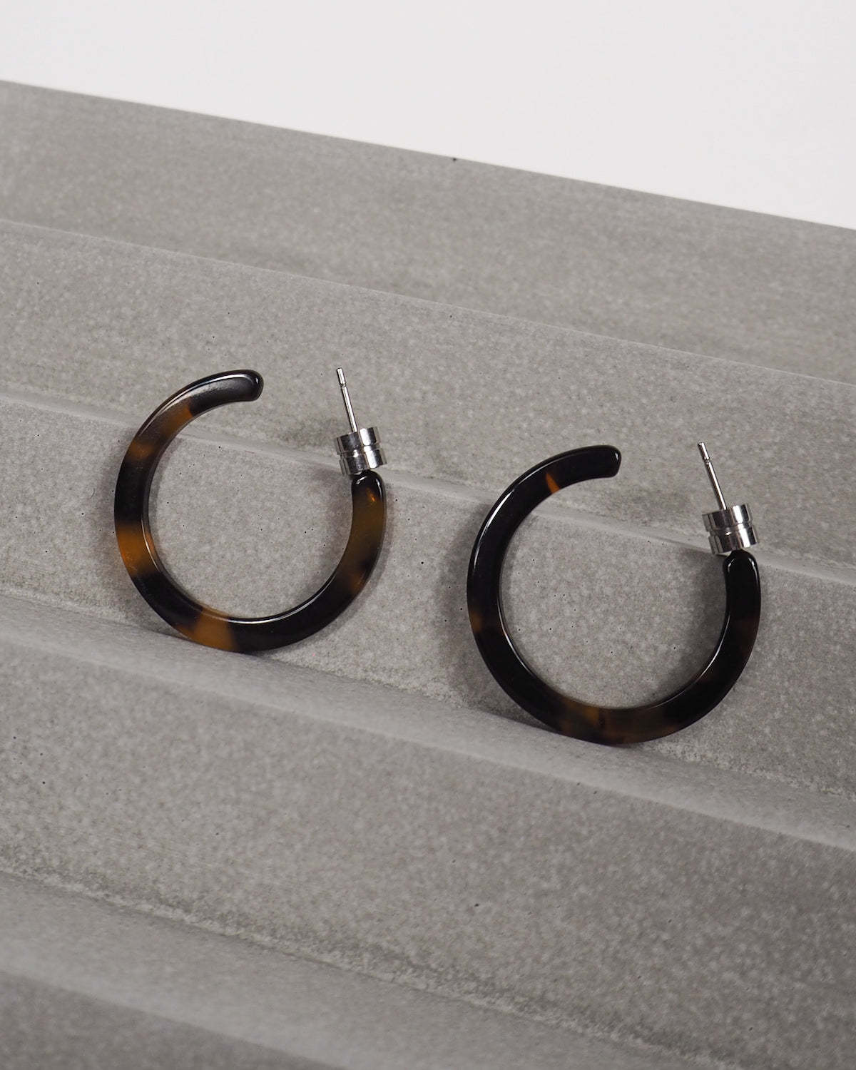 MACHETE MINI HOOPS CLASSIC TORTOISE jan-n-june 6