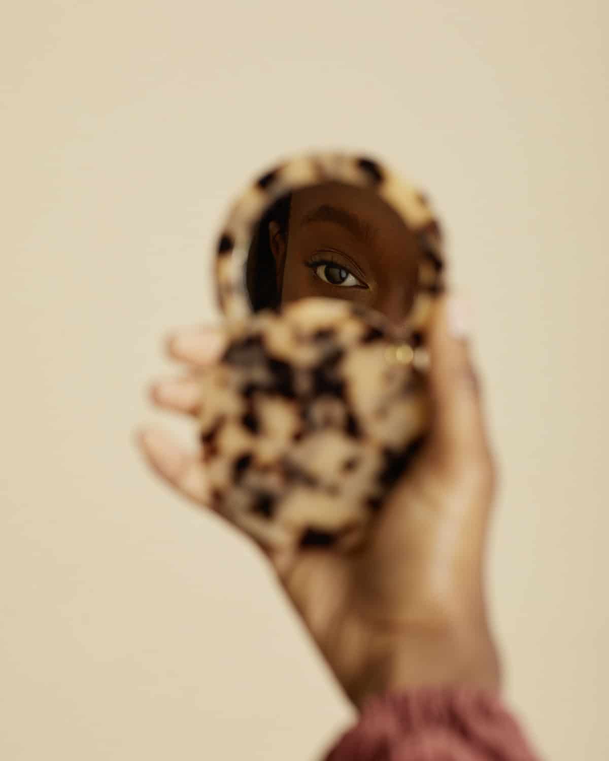 MACHETE CIRCLE MIRROR BLONDE TORTOISE jan-n-june 4